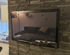 Predám televízor Panasonic VIERA TX-P50C2E