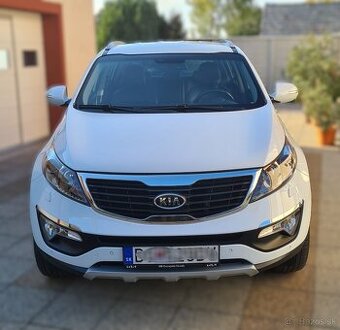 Kia Sportage Full výbava ,135kW,