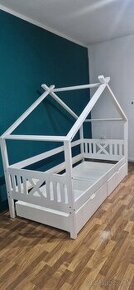 Detská posteľ z masívu 90 /200 + grátis úložný priestor