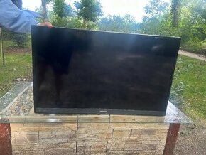 Predám LED tv Grundig 102 cm