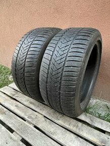 Pirelli 275/40 R18 2x=80€