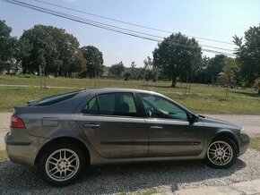 Renault Laguna 2 II 1.9 dCi 88kw - 1