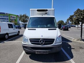 Mercedes-Benz Sprinter - 1