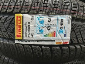 Pirelli 255/50 R20 XL (AO)