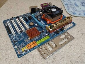 Gigabyte M52S + procak AMD + 2GB RAM DDR2