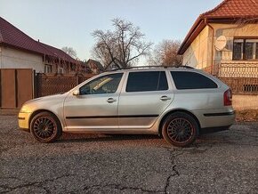 ŠKODA OCTAVIA 2 COMBI 2.0TDI. M6. 103KW