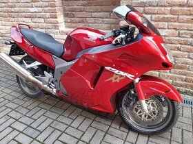 Motocykel Honda CBR 1100 XX - 1
