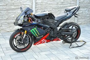 Yamaha R1 2008 - 1