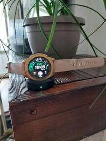 Samsung Galaxy Watch Rose Gold - 1