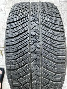 275/40R20 Michelin zimná - 1