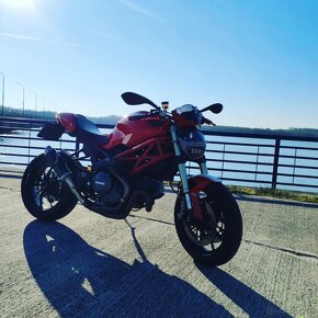 Ducati Monster 1100 Evo