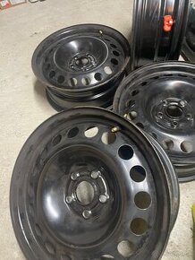 Plechove disky 5x108 R16 + letné pneum Continental