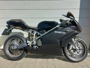 Ducati 749 Dark