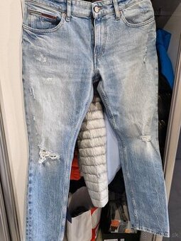 TOMMY HILFIGER Denim  džínsy-nové(32)