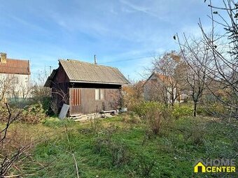 NA PREDAJ ZÁHRADA S DREVENOU CHATKOU NA ALŽBETINOM OSTROVE,  - 1