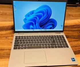 Dell Latitude 5520, i5- 11.gen. (2021) - 1