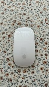 Apple Magic Mouse 2 a Apple Magic Keyboard