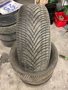 Zimne 215/55 R18 kleber krisalp