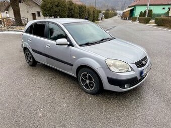 KIA Rio 1.5 crdi 81kw r.2006