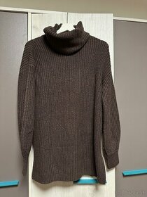 Hrubší oversize pulover