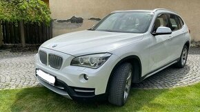 BMW X1 2.0d xDrive xLine - PANO, NAVI - 1