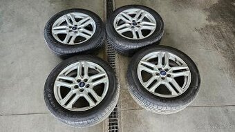 5x108 235/50 R18 Ford