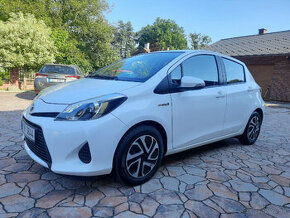 Toyota yaris 1,5 hybrid 3/2014 Automat