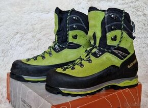 Lowa Weisshorn GTX