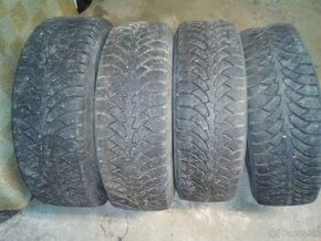 pneu  Godrich 215-75-15 a nokian 215-70-16 zimne - 1