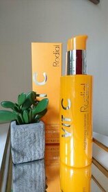 Rodial Vit C Brightening cleanser 135ml