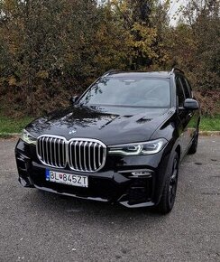 ZNIŽENÁ CENA BMW X7 40i, m-packet, 7 miestne, odpočet DPH