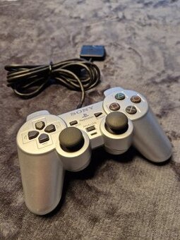 Dualshock 2 na playstation 2