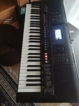 Yamaha psr e 463