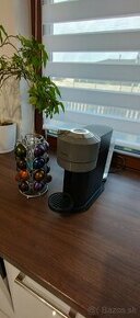 Nespresso Vertuo + stojan na kapsule