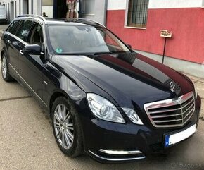 Mercedes-benz W212 E350 4matic - 1