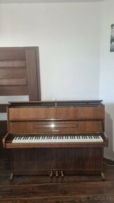 Piano Weinbach 206242 s vysokým leskom