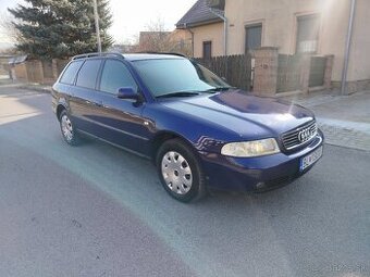 Audi A4 Avant 1.6i