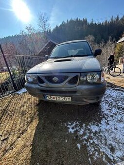 NISSAN TERRANO 2,7