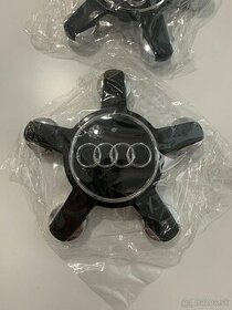 Audi stredové krytky čierna - 1