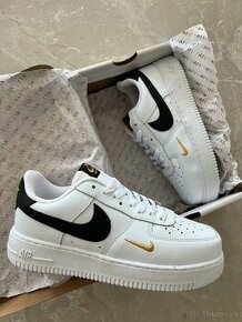 Nike Air Force 1 bielo čierno zlaté tenisky