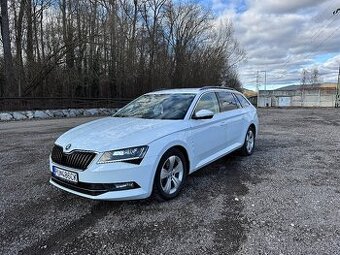 Škoda Superb Combi 2.0 TDI 4x4 140kw