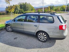 Volkswagen Passat Variant 1.9 TDI BLUE MOTION - 1