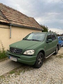 Mercedes Benz ML 3.2 benzín 2001