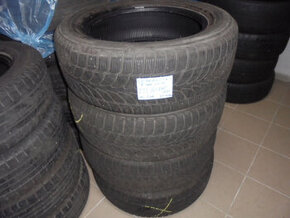 Bridgestone Blizzak LM-80 Evo 235/60 R18 107H č.15z