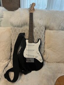 Elek.gitara : Fender Squier Mini Stratocaster V2 IL Black