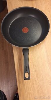 Tefal panvica 30cm