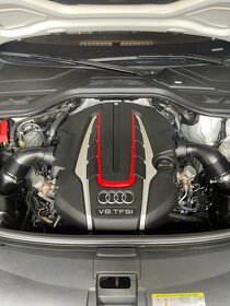 Audi S8 4,0 tfsi Bi-Turbo 630 ps 830 nm