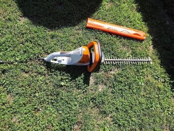 Nožnice na živý plot elektrické Stihl - 1