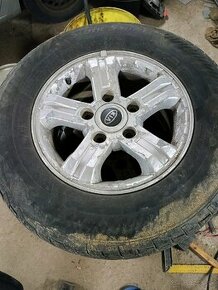 Kia Sorento R16 5x139,7