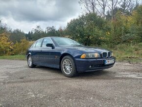 BMW E39 530i